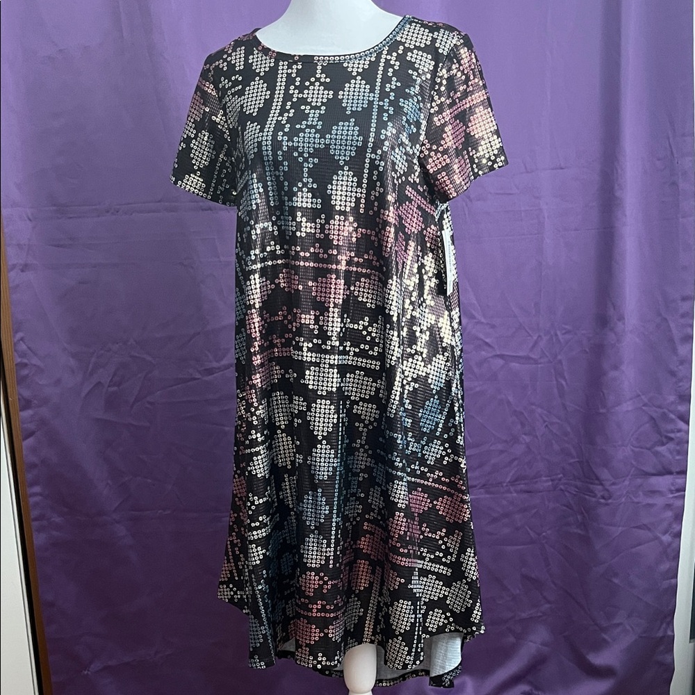 Elegant Black and Pink Patterned Dress